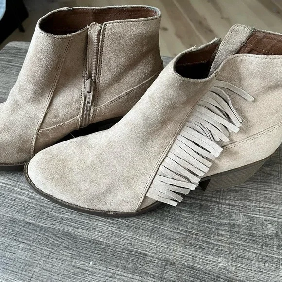 Tan Fringe Suede Ankle Boots Women's Size 11 Boots Western Country Booties Heel - Picture 8 of 8
